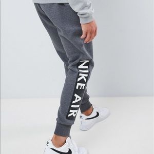 nike loose fit tapered leg regular length